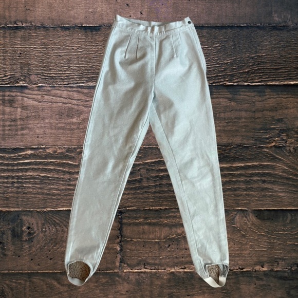 David David High-Waisted Silver Metallic Stirrup Pants Women’s Size 4. - Picture 15 of 16